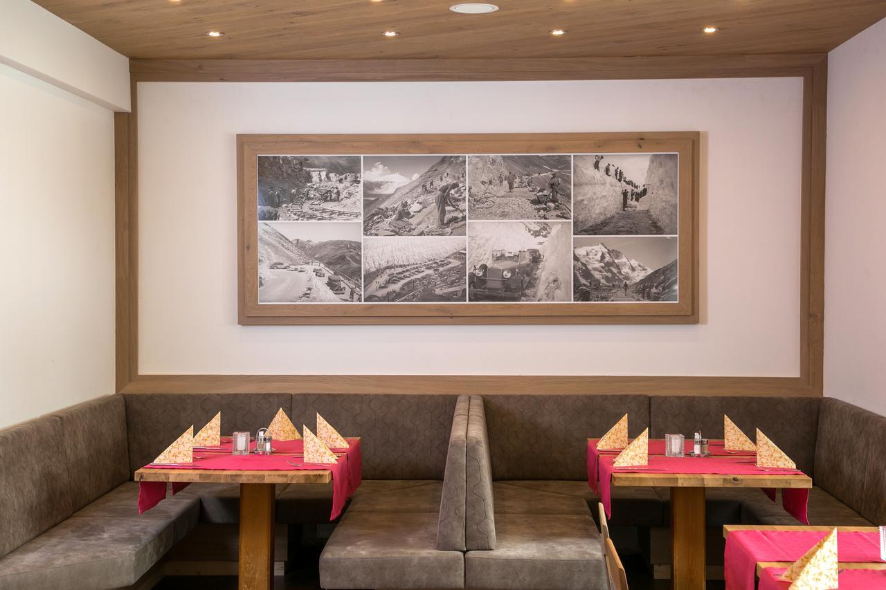 Hotel-Restaurant Lampenhaeusl Fusch an der Grossglocknerstrasse Buitenkant foto