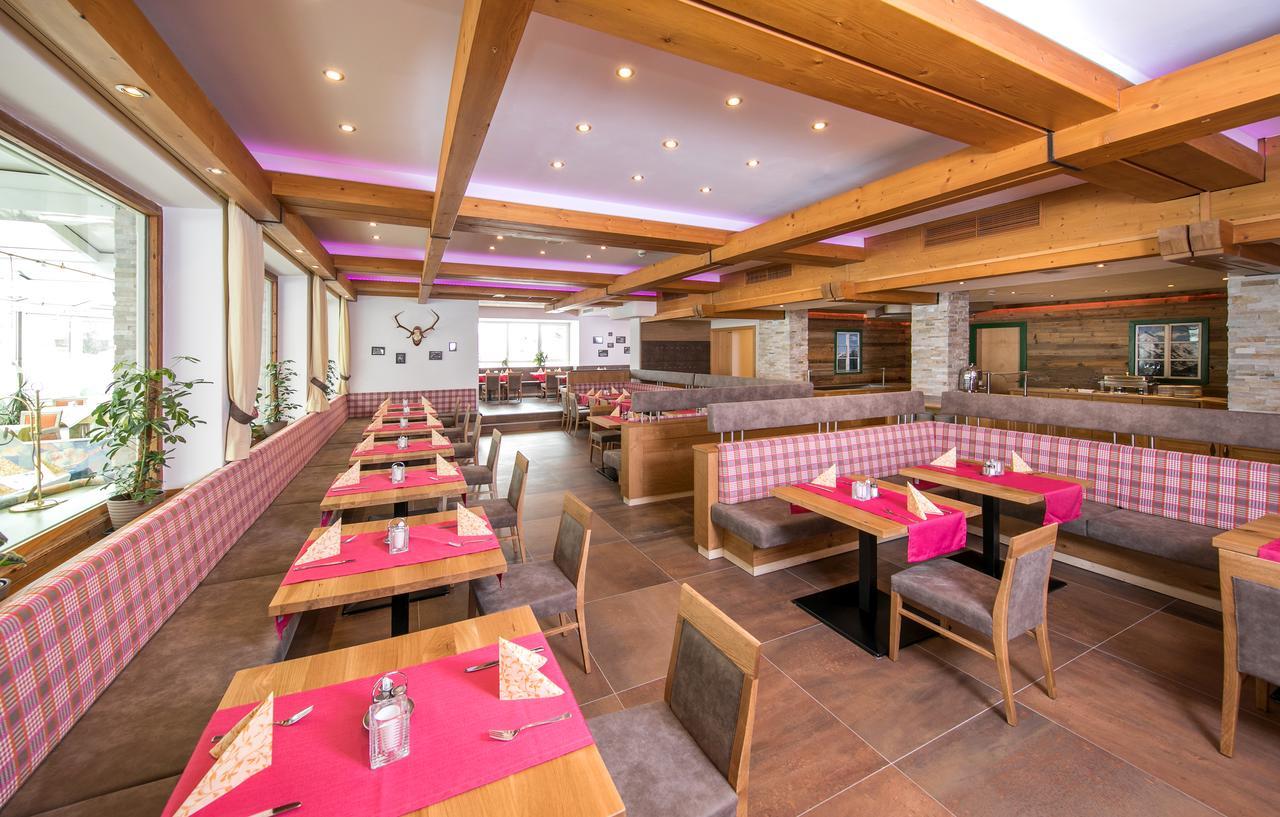 Hotel-Restaurant Lampenhaeusl Fusch an der Grossglocknerstrasse Buitenkant foto