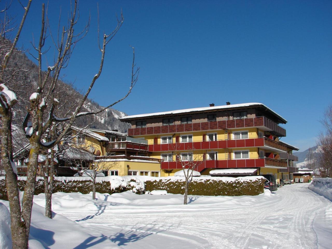 Hotel-Restaurant Lampenhaeusl Fusch an der Grossglocknerstrasse Buitenkant foto