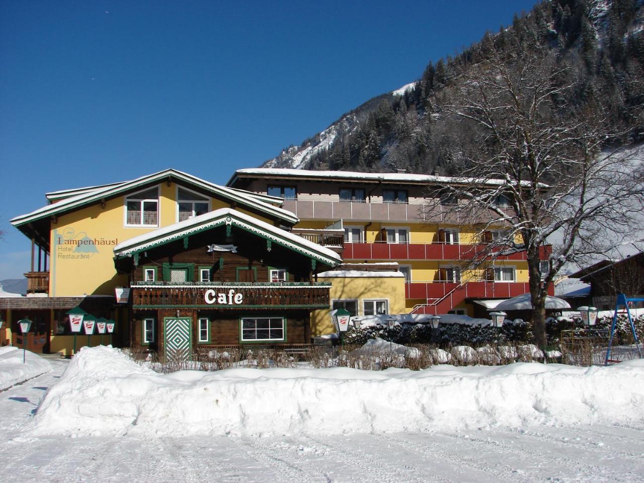 Hotel-Restaurant Lampenhaeusl Fusch an der Grossglocknerstrasse Buitenkant foto