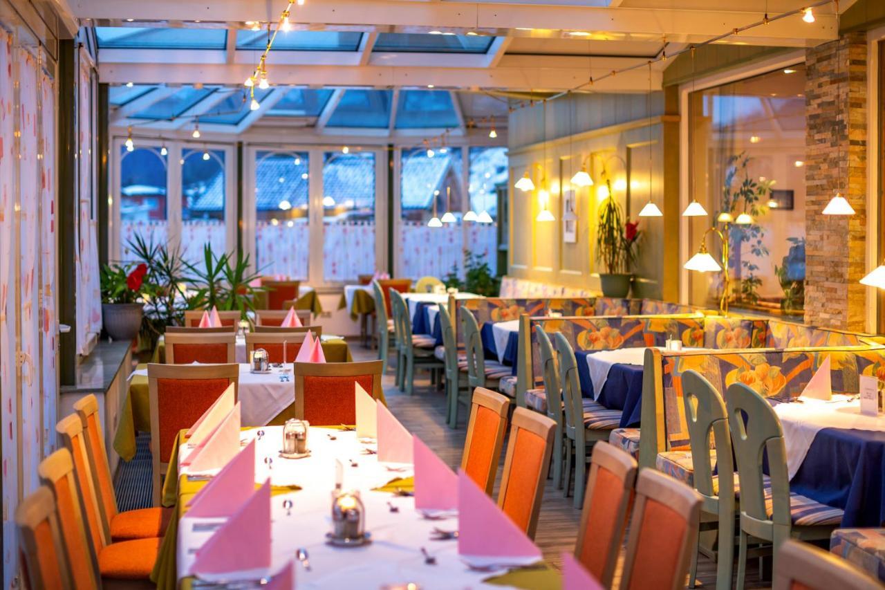 Hotel-Restaurant Lampenhaeusl Fusch an der Grossglocknerstrasse Buitenkant foto